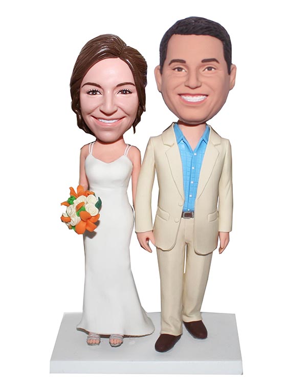 Customized Bobblehead Happy Couple Hand In Hand With Bouquet