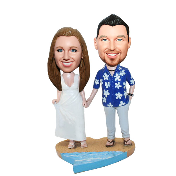 Beach Couple Hand In Hand Coustom Bobbleheads - Click Image to Close